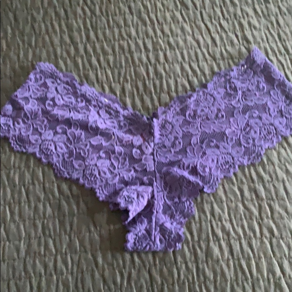 NWT Hips & Curves all over cheeky lace panties